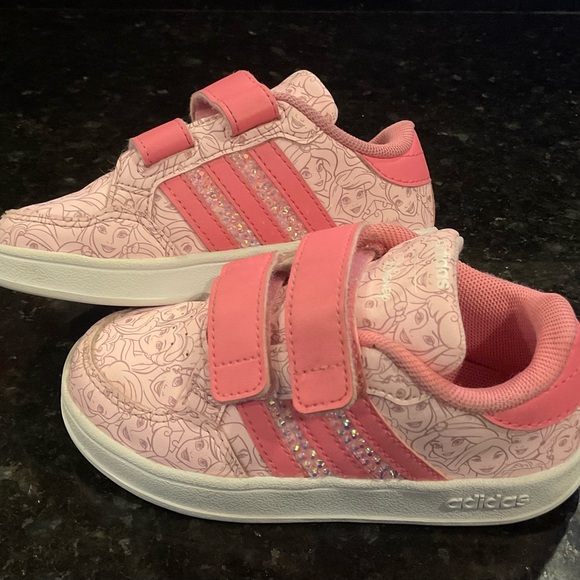 Adidas Girls' Toddler x Disney Princess Breaknet Sneakers Velcro in Pink Sz 8 - Picture 6 of 13